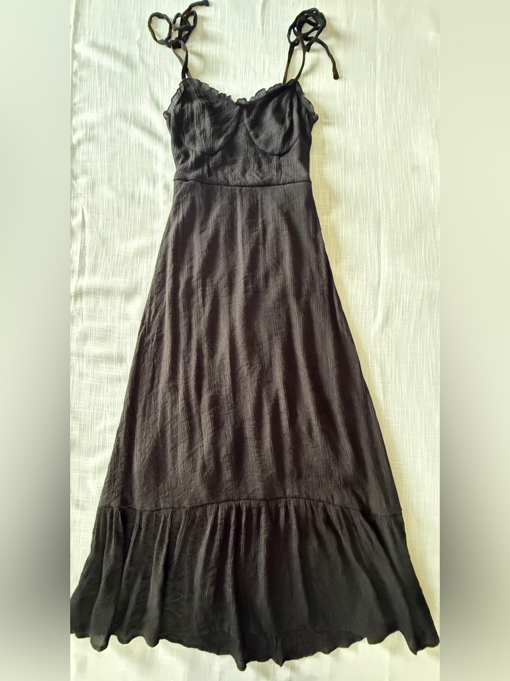 Black Tie-Shoulder Midi Dress-CC - Picture 4 of 12